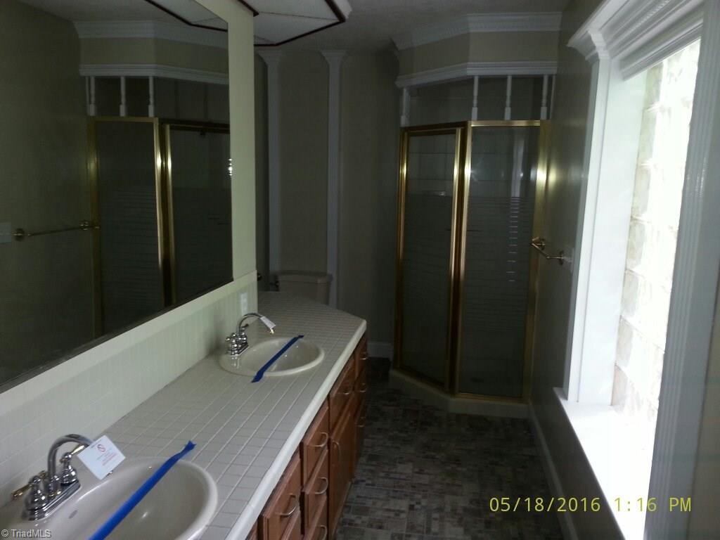 180 Tyro Road Lexington, NC 27295 - Photo 7 of 9