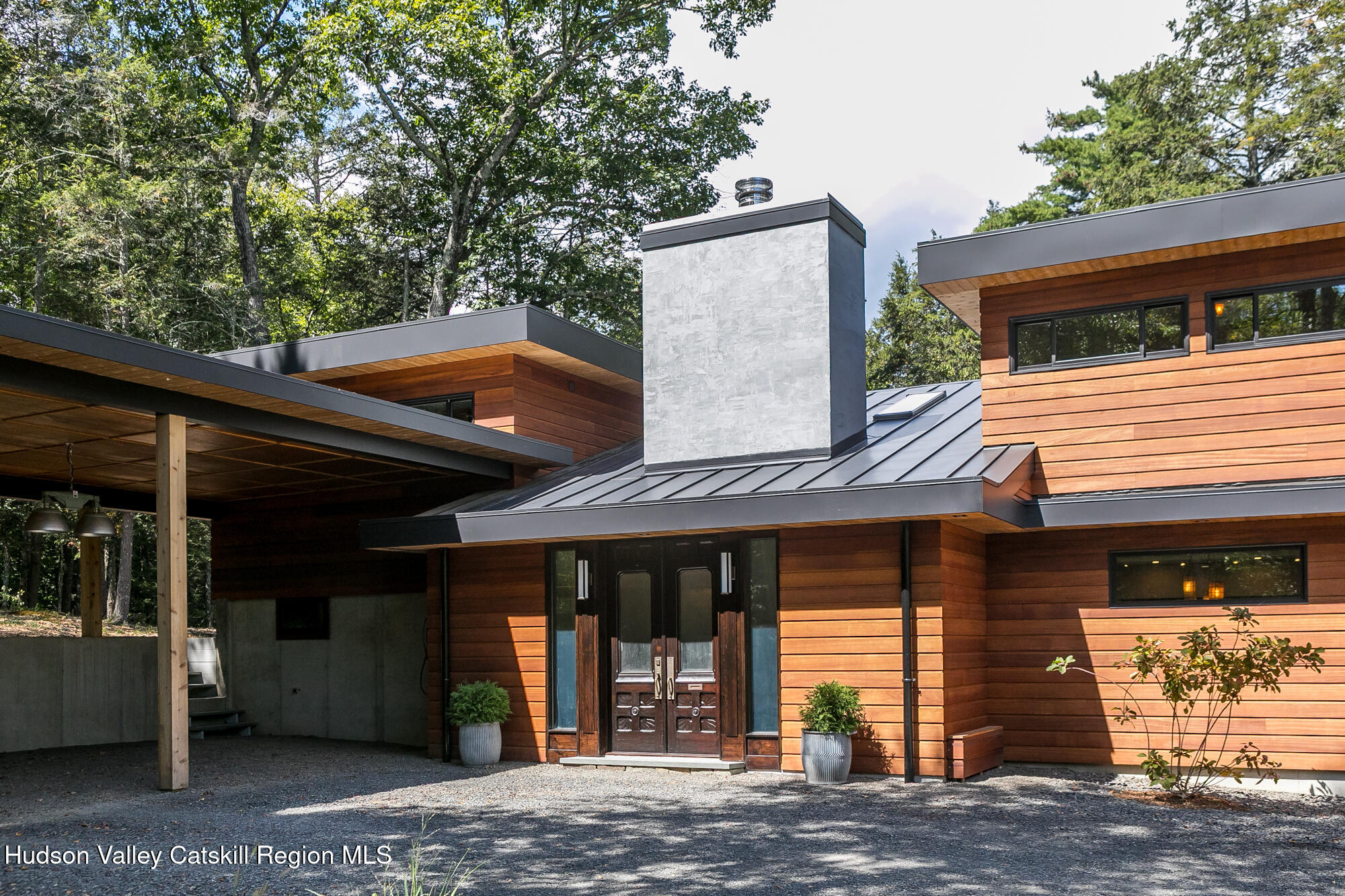 35 Fern Hollow Road Stone Ridge, NY 12484 - Photo 5 of 40 a front view of a house with garden