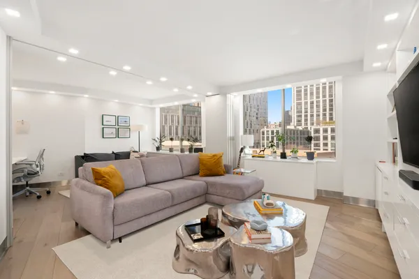 $14,500 | 303 Greenwich Street, Unit 7BC | TriBeCa