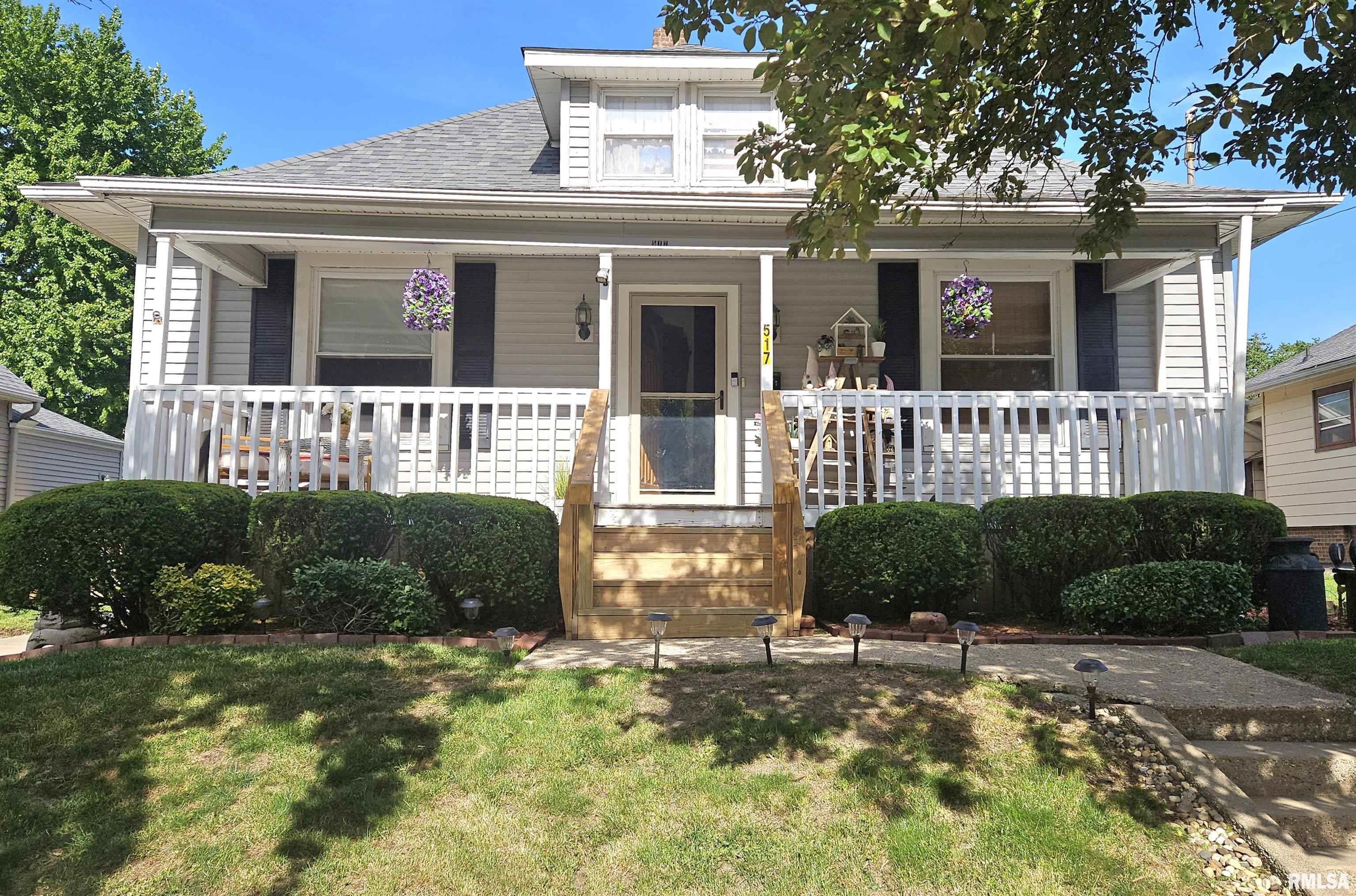 517 Baxter Court Canton, IL 61520 - Photo 1 of 39