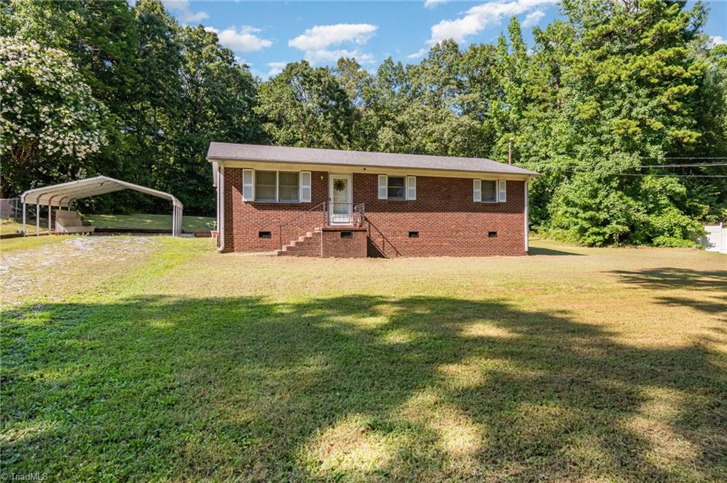 4988 Fairview Court Trinity, NC 27370 - Photo 2 of 19