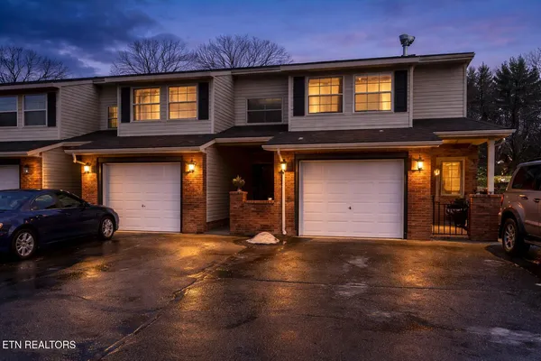 $239,900 | 1315 Mountain Meadows Way, Unit 8, Sevierville, TN 37862