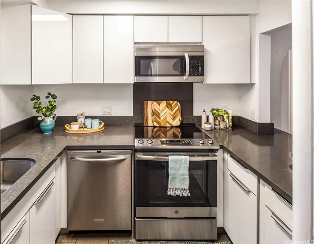 $695,000 | 355 Aoloa Street, Unit N102, Kailua, HI 96734