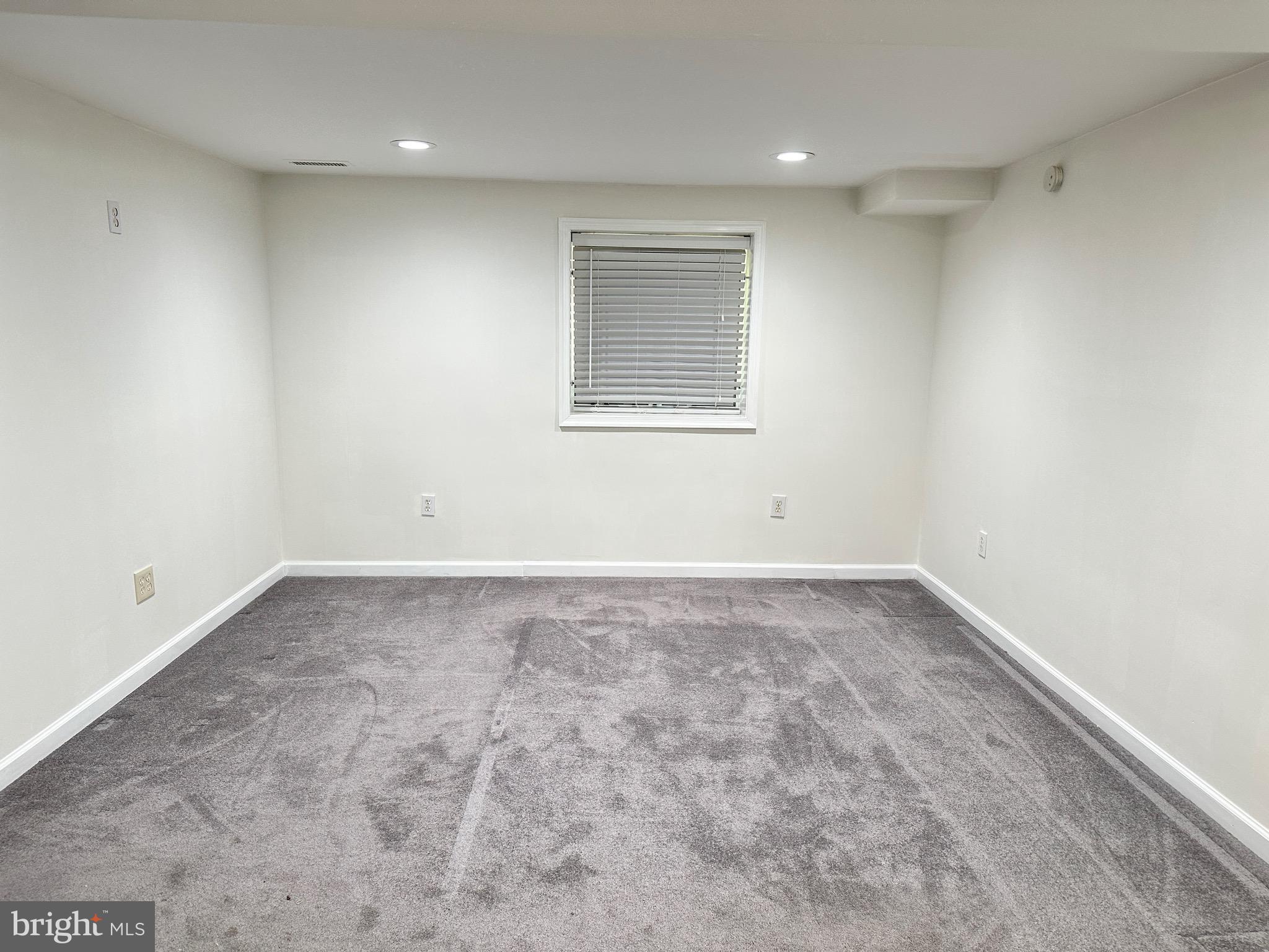 640 Kerper Street Philadelphia, PA 19111 - Photo 13 of 38