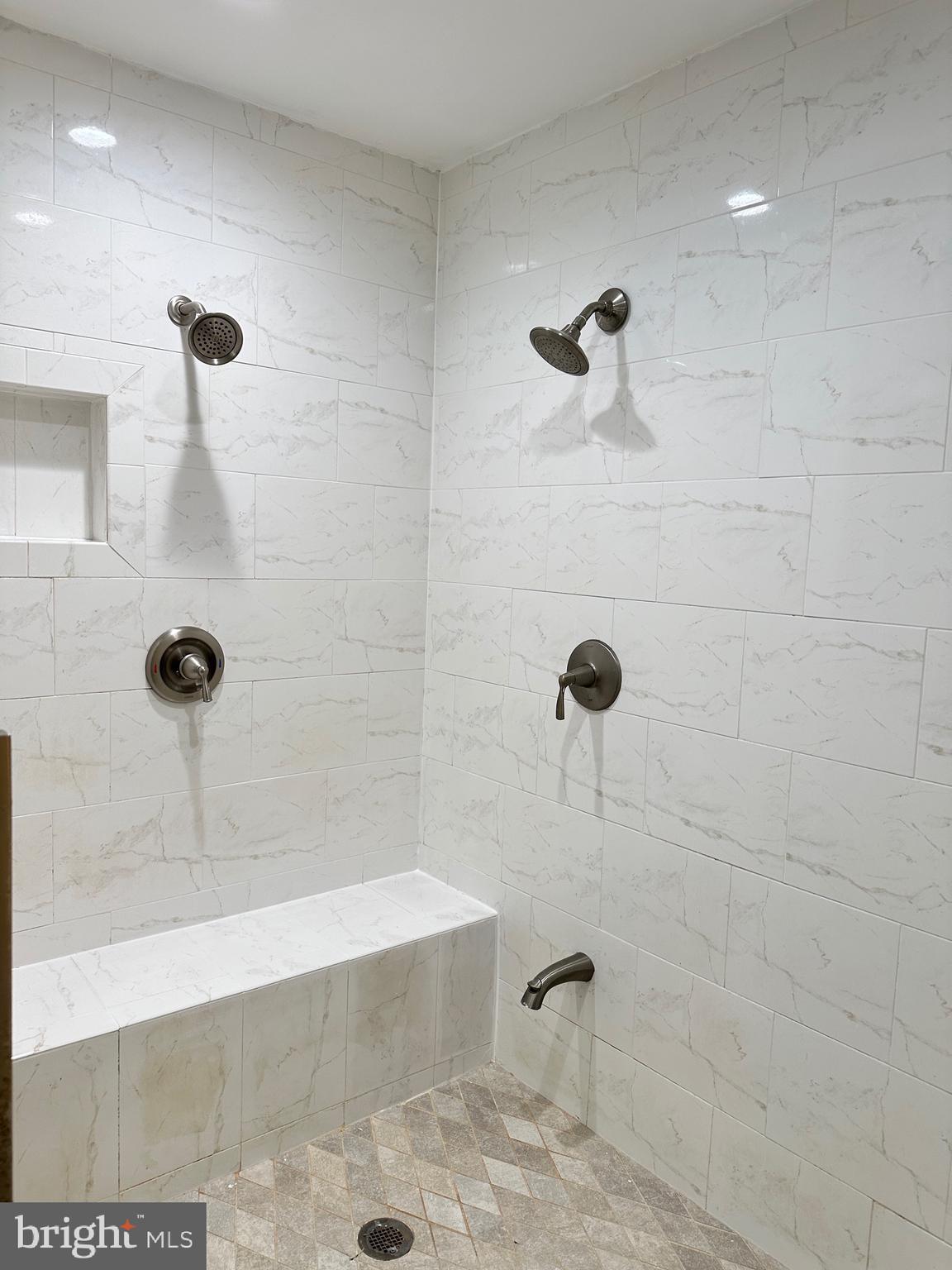 640 Kerper Street Philadelphia, PA 19111 - Photo 8 of 38