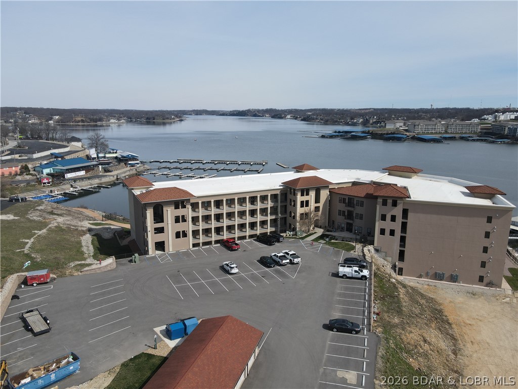 1184 Jeffries Road, Unit 218 Osage Beach, MO 65065 - Photo 9 of 46 Small, clean, gated, private with rental restricti