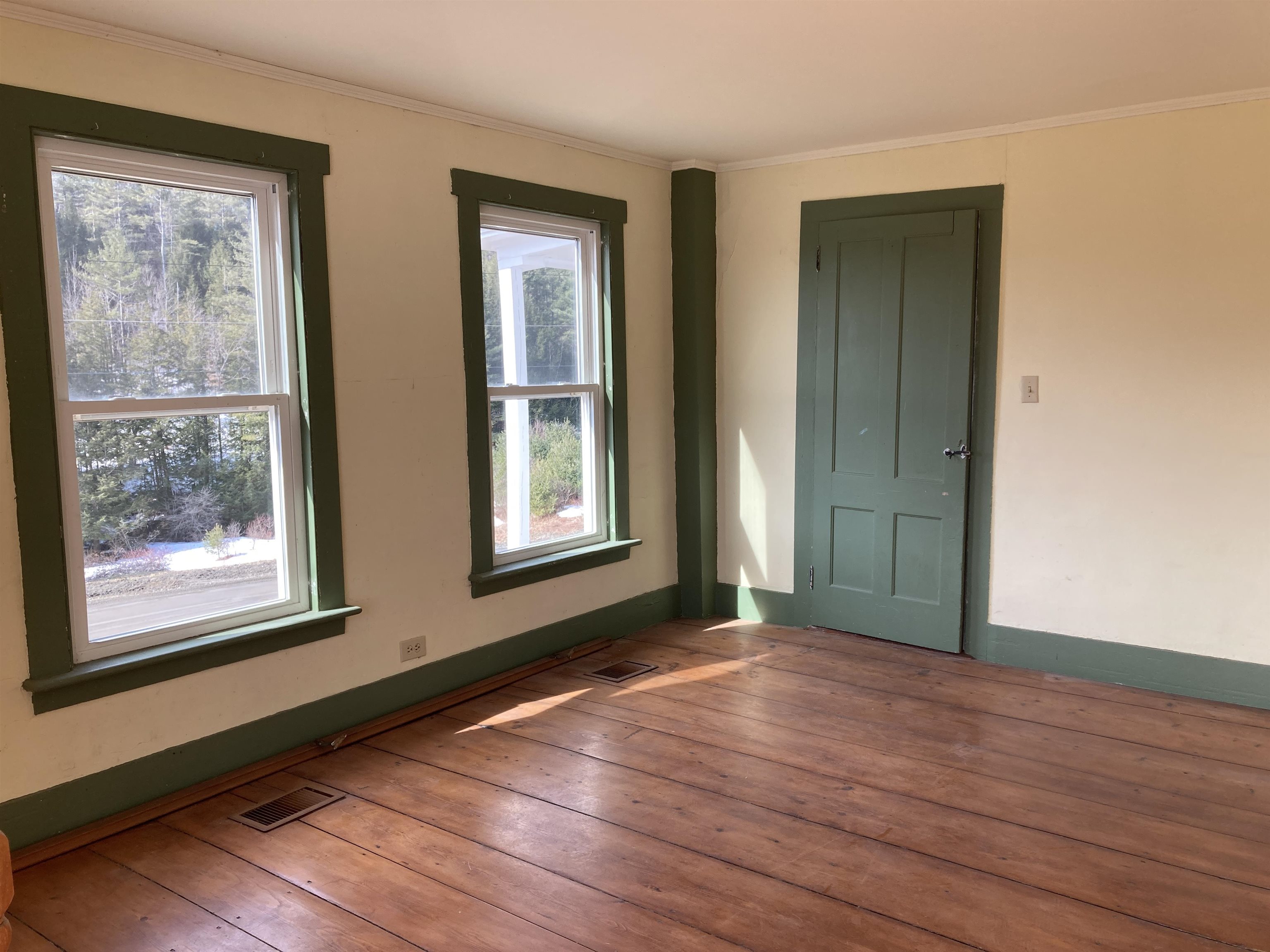 1152 Dearing Road Bethel, VT 05032 - Photo 11 of 24