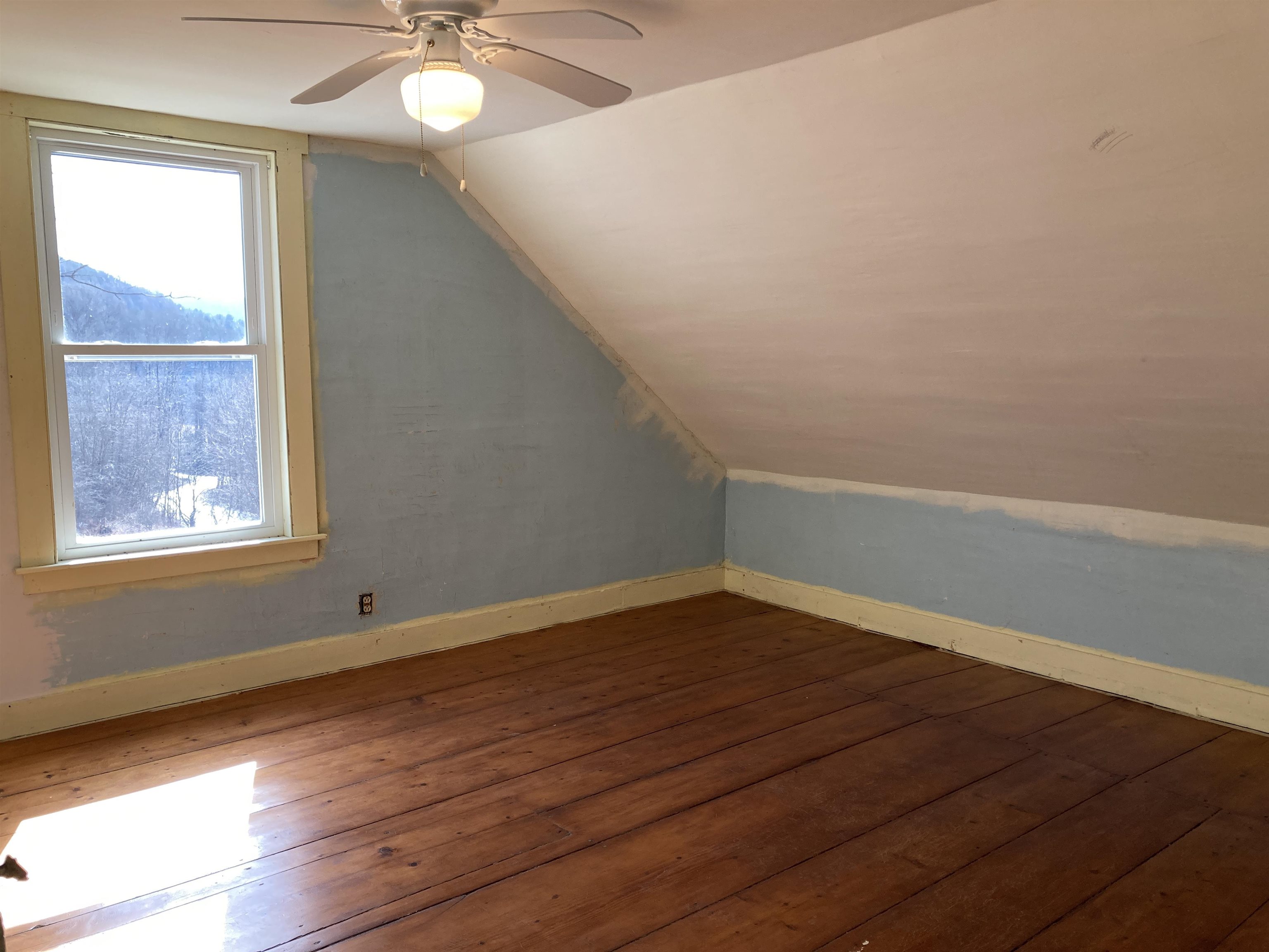 1152 Dearing Road Bethel, VT 05032 - Photo 13 of 24