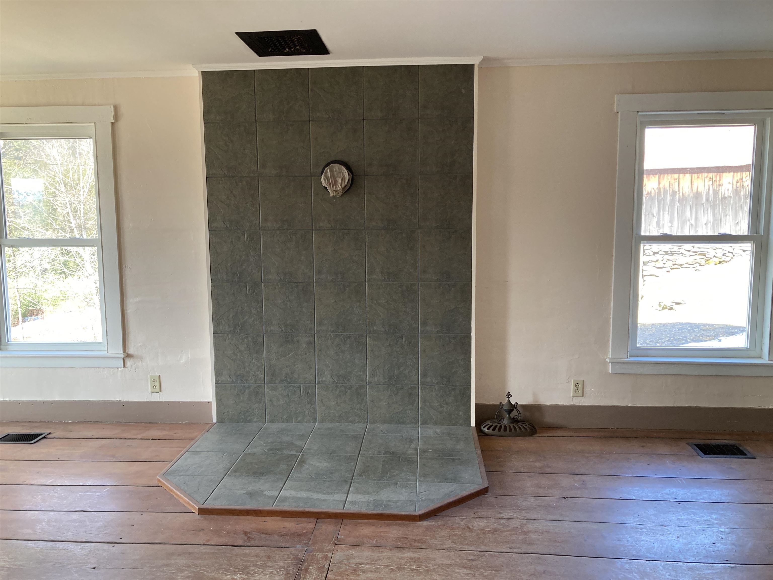 1152 Dearing Road Bethel, VT 05032 - Photo 7 of 24