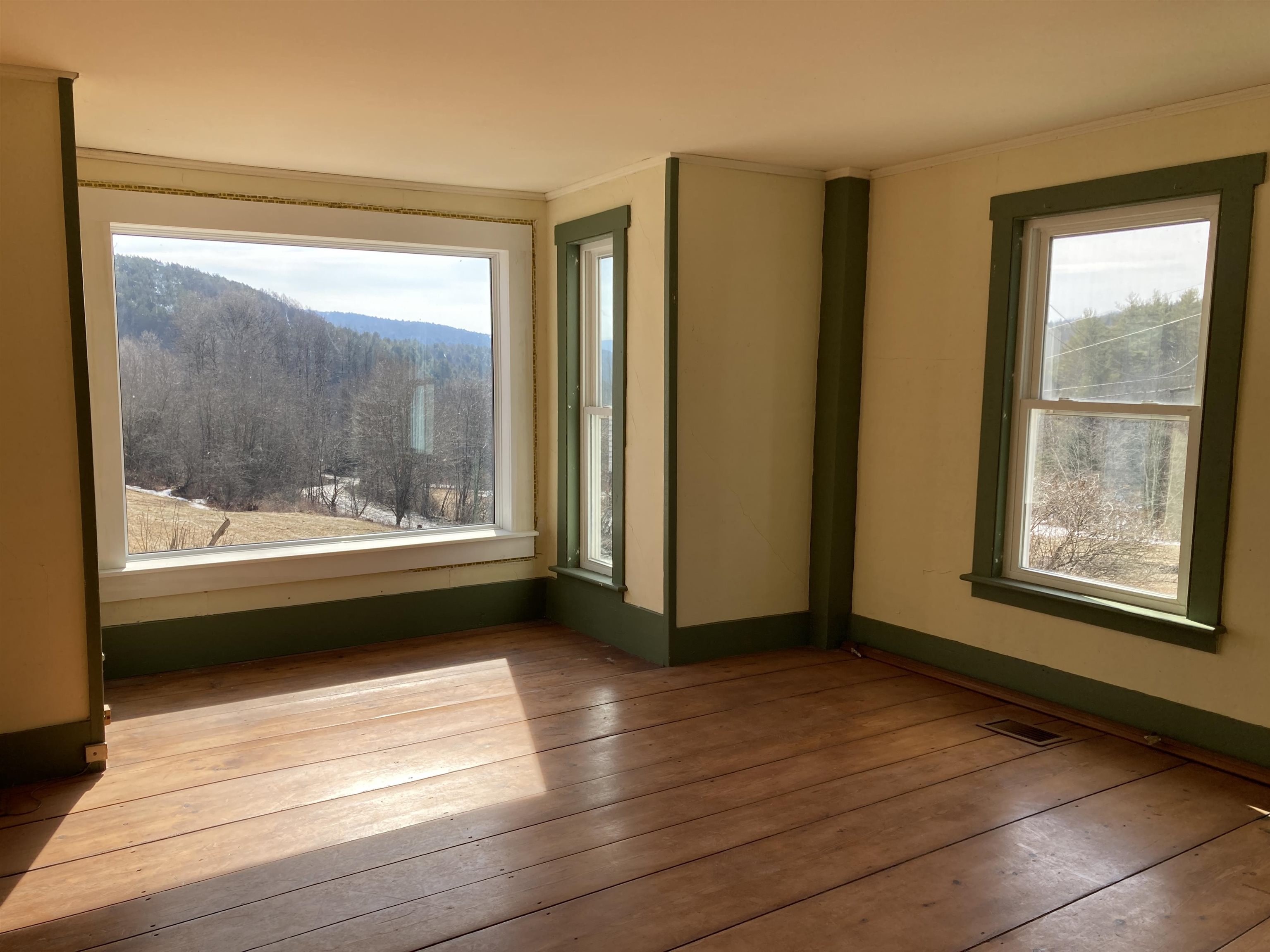 1152 Dearing Road Bethel, VT 05032 - Photo 9 of 24