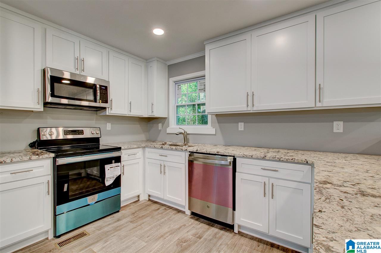 2718 Ray Way Birmingham, AL 35235 - Photo 4 of 21
