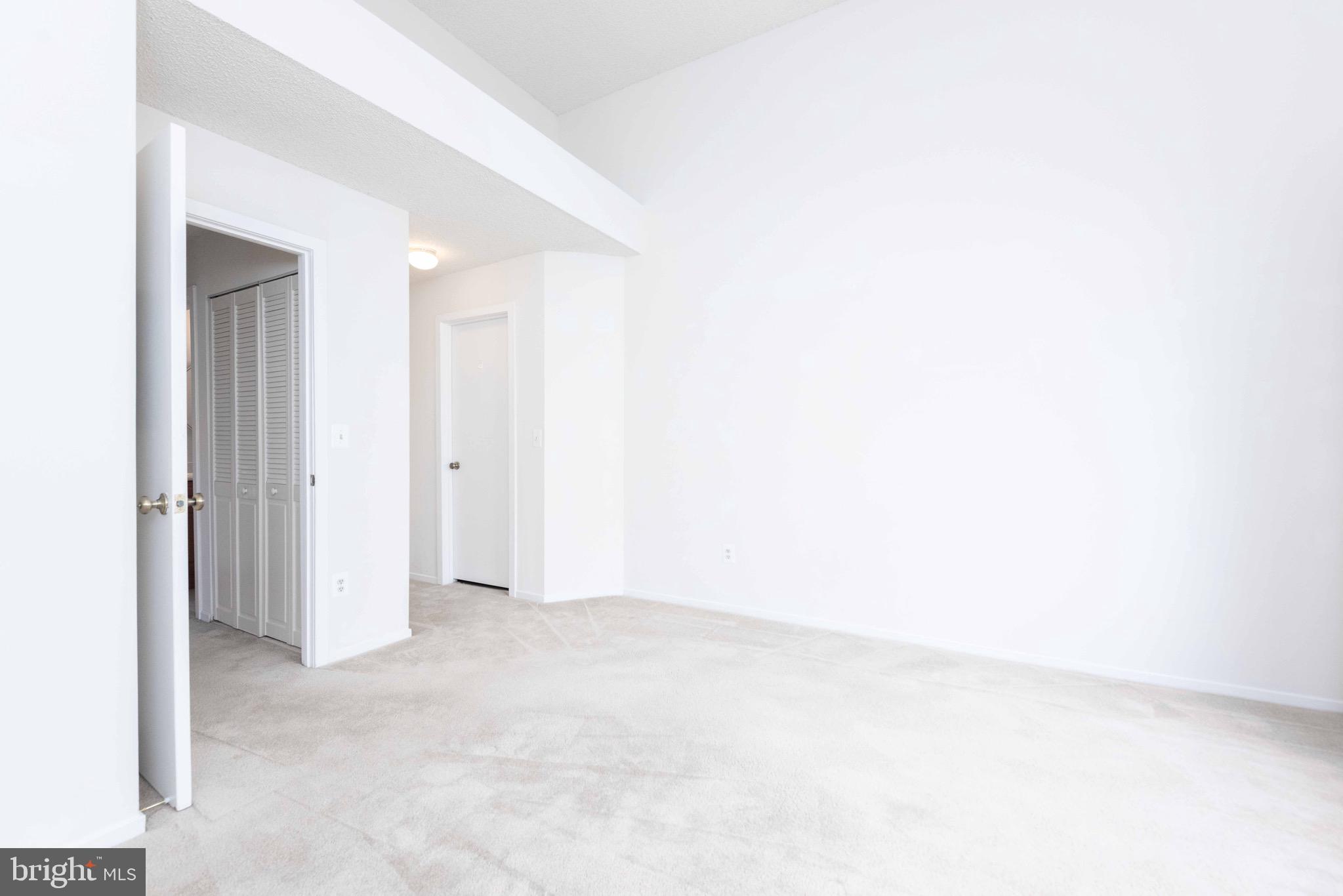 11708 Summerchase Circle, Unit 1708E Reston, VA 20194 - Photo 15 of 17 a view of an empty room