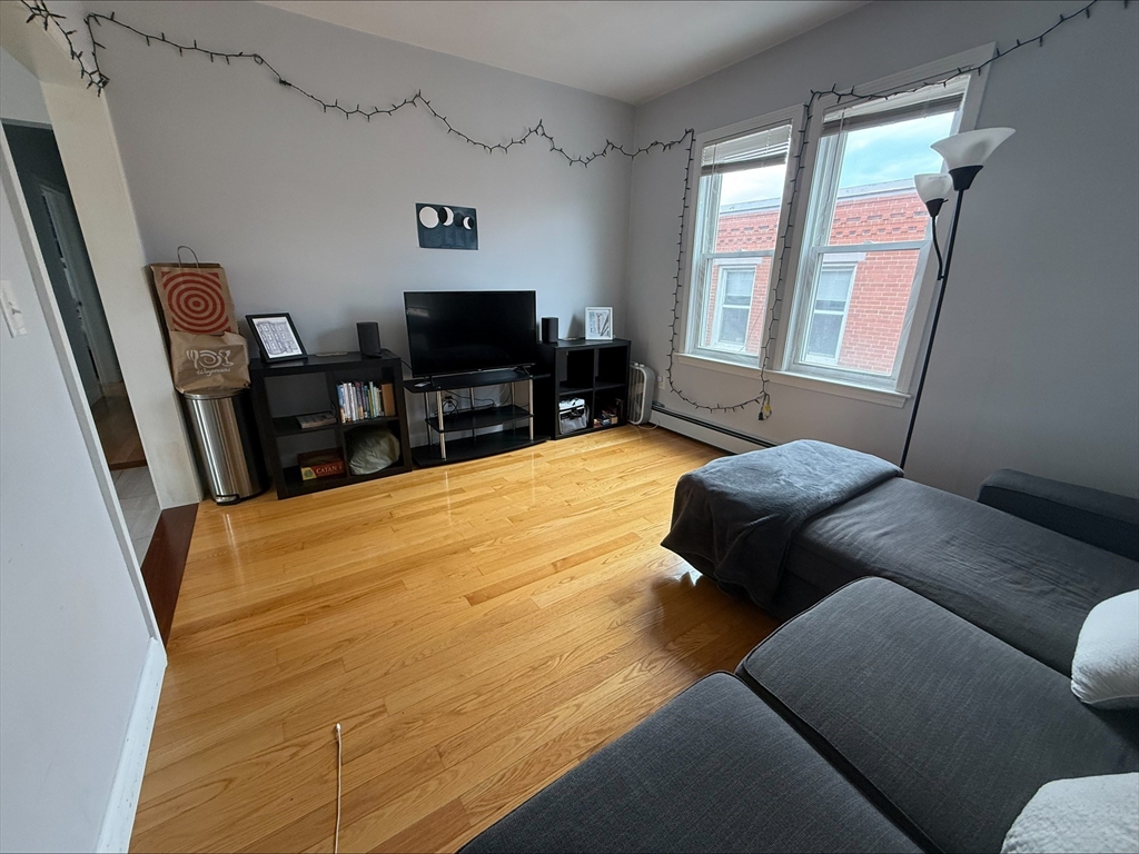 29 Waverly Street, Unit 2 Boston, MA 02135 - Photo 10 of 20