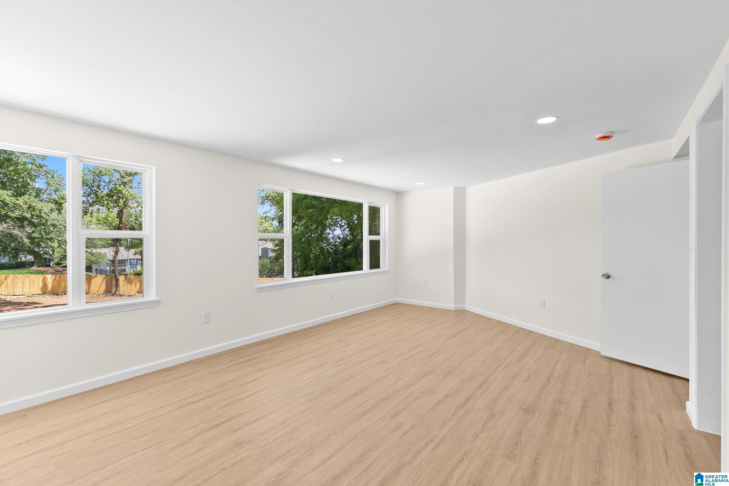 1576 Berry Road Birmingham, AL 35226 - Photo 23 of 38 Gallery Image 23