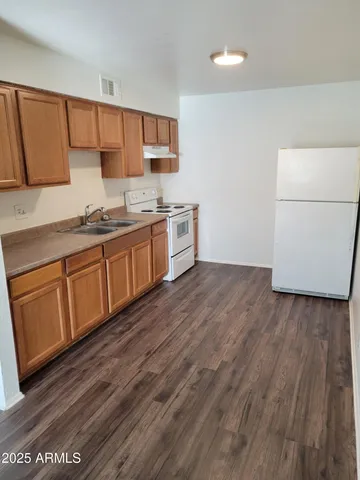 $925 | 2419 North Amarillo Street, Unit 16, Casa Grande, AZ 85122