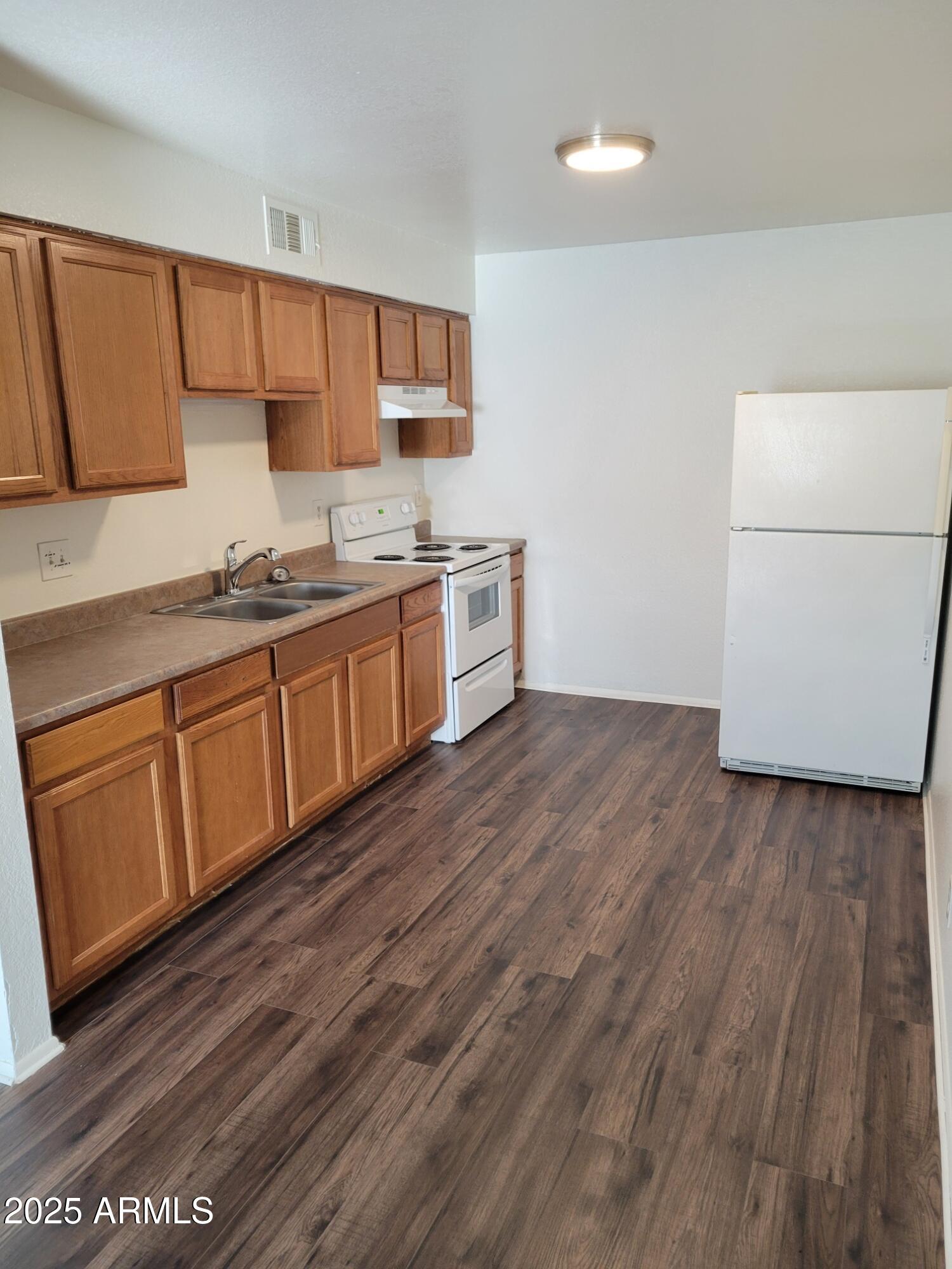 2419 North Amarillo Street, Unit 16 Casa Grande, AZ 85122 - Photo 4 of 9 20240116_114703_resized