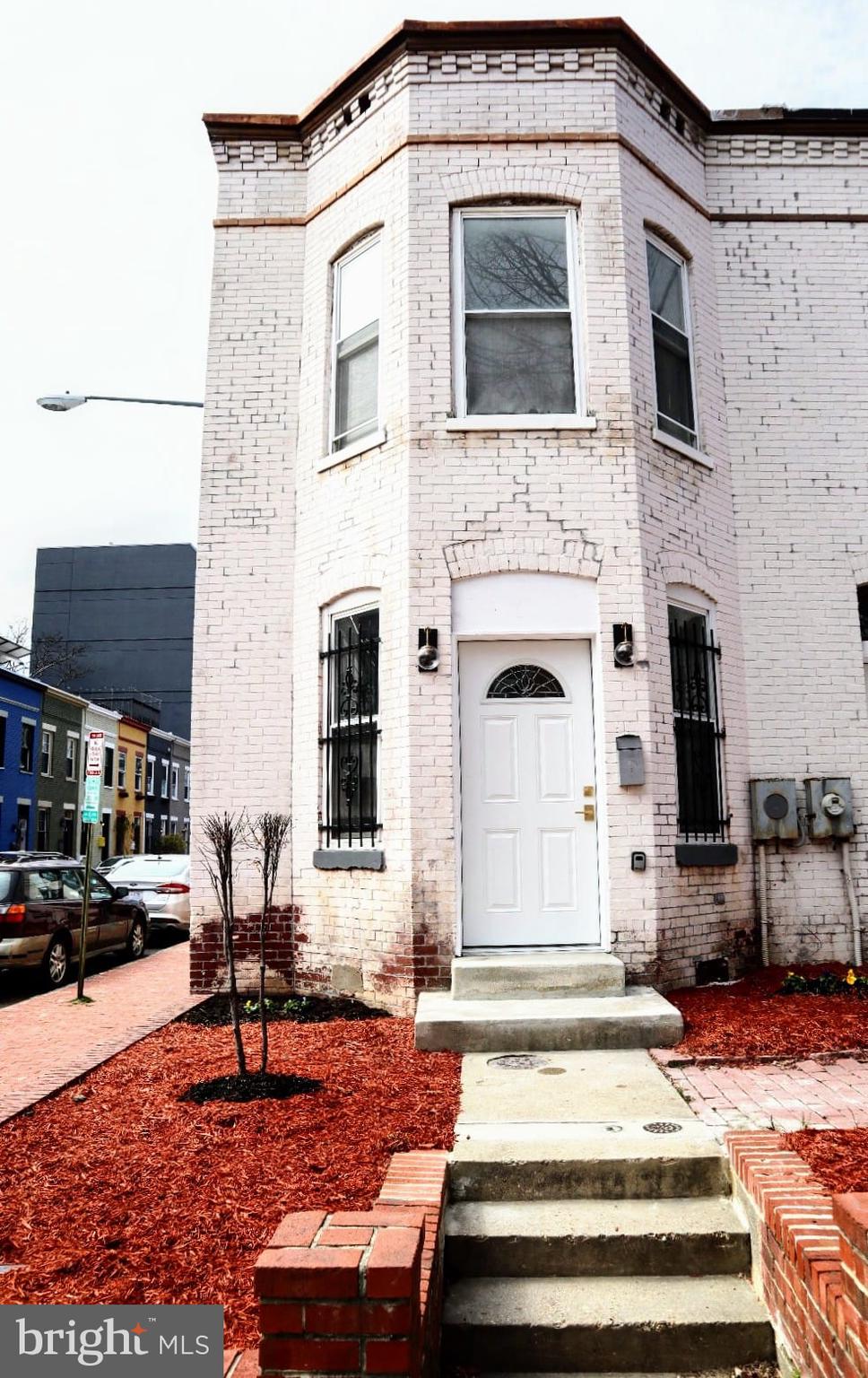 916 3rd Street Northeast Washington, DC 20002 - Photo 2 of 2