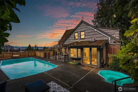 $1,550,000 | 6708 39th Avenue Southwest, Seattle, WA 98136