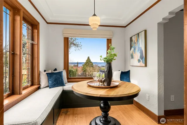 $1,550,000 | 6708 39th Avenue Southwest, Seattle, WA 98136