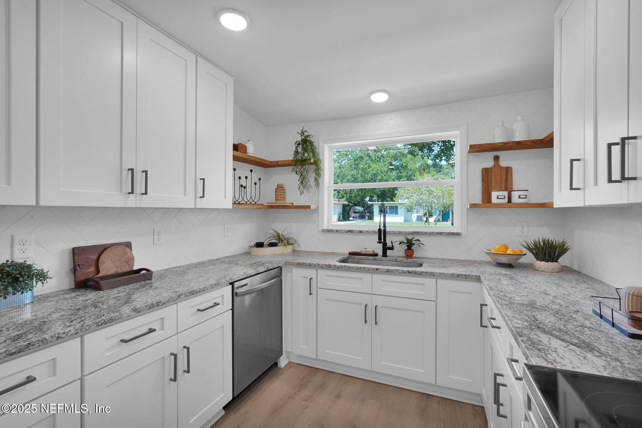 903 Ibis Road Jacksonville, FL 32216 - Photo 13 of 36 13-web-or-mls-903 Ibis__013
