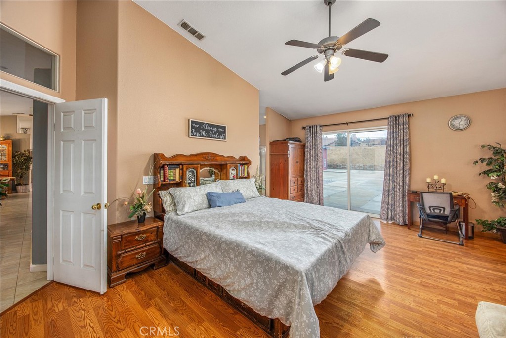 13997 Riverside Drive Apple Valley, CA 92307 - Photo 26 of 55