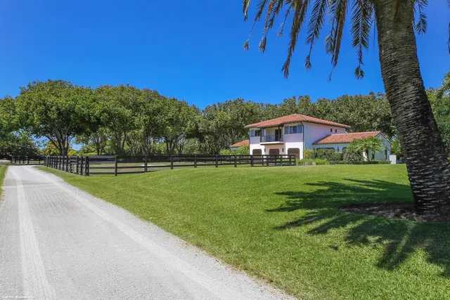 $750,000 | 14775 Equestrian Way, Wellington, FL 33414