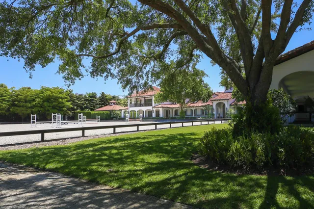 $750,000 | 14775 Equestrian Way, Wellington, FL 33414