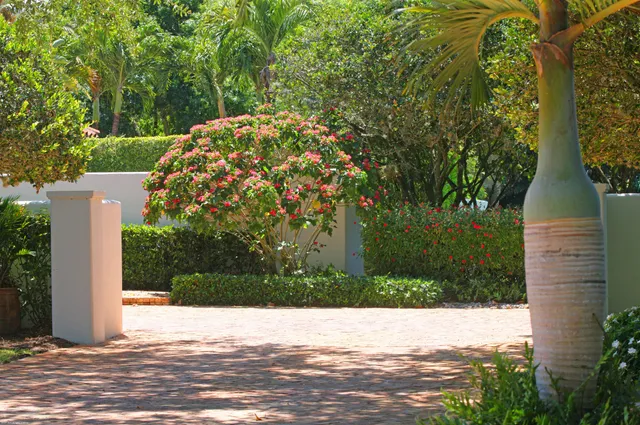 $750,000 | 14775 Equestrian Way, Wellington, FL 33414