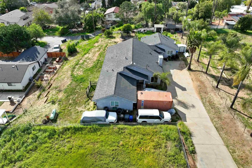 1423 Vía Lima Fallbrook, CA 92028 - Photo 3 of 51