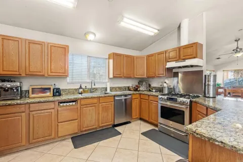 $875,000 | 1423 Vía Lima, Fallbrook, CA 92028