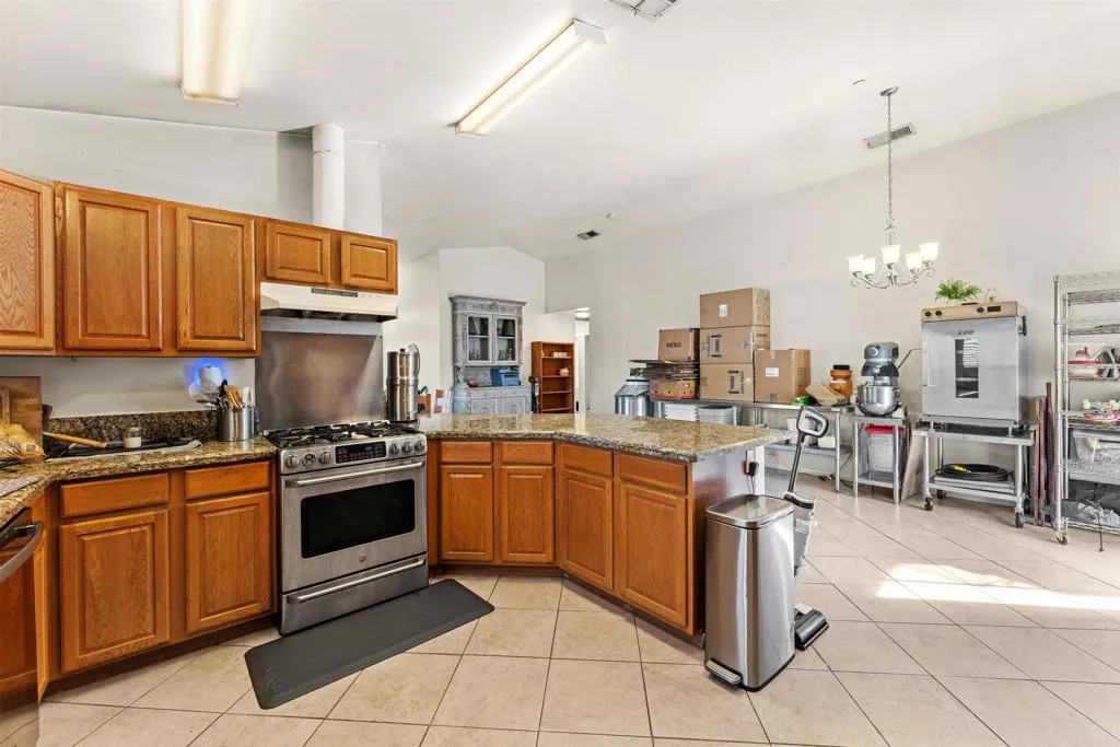 1423 Vía Lima Fallbrook, CA 92028 - Photo 33 of 51