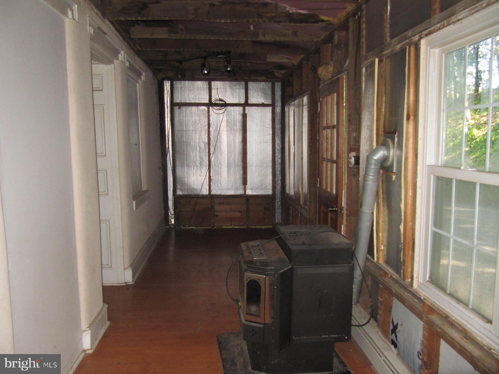 1850 Craley Road Windsor, PA 17366 - Photo 6 of 29 House 1 enclosed front porch