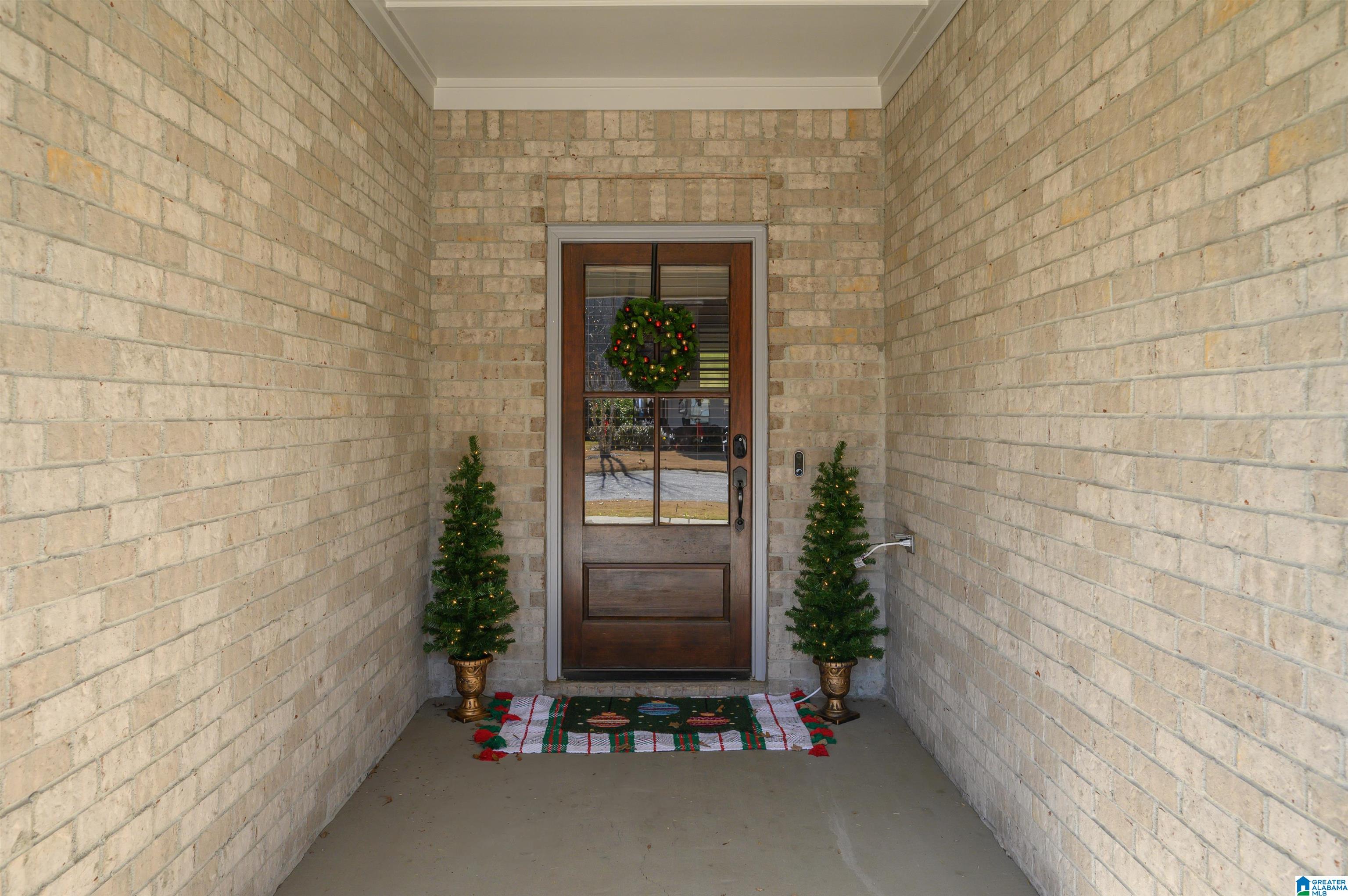 454 Ballantrae Road Pelham, AL 35124 - Photo 4 of 43