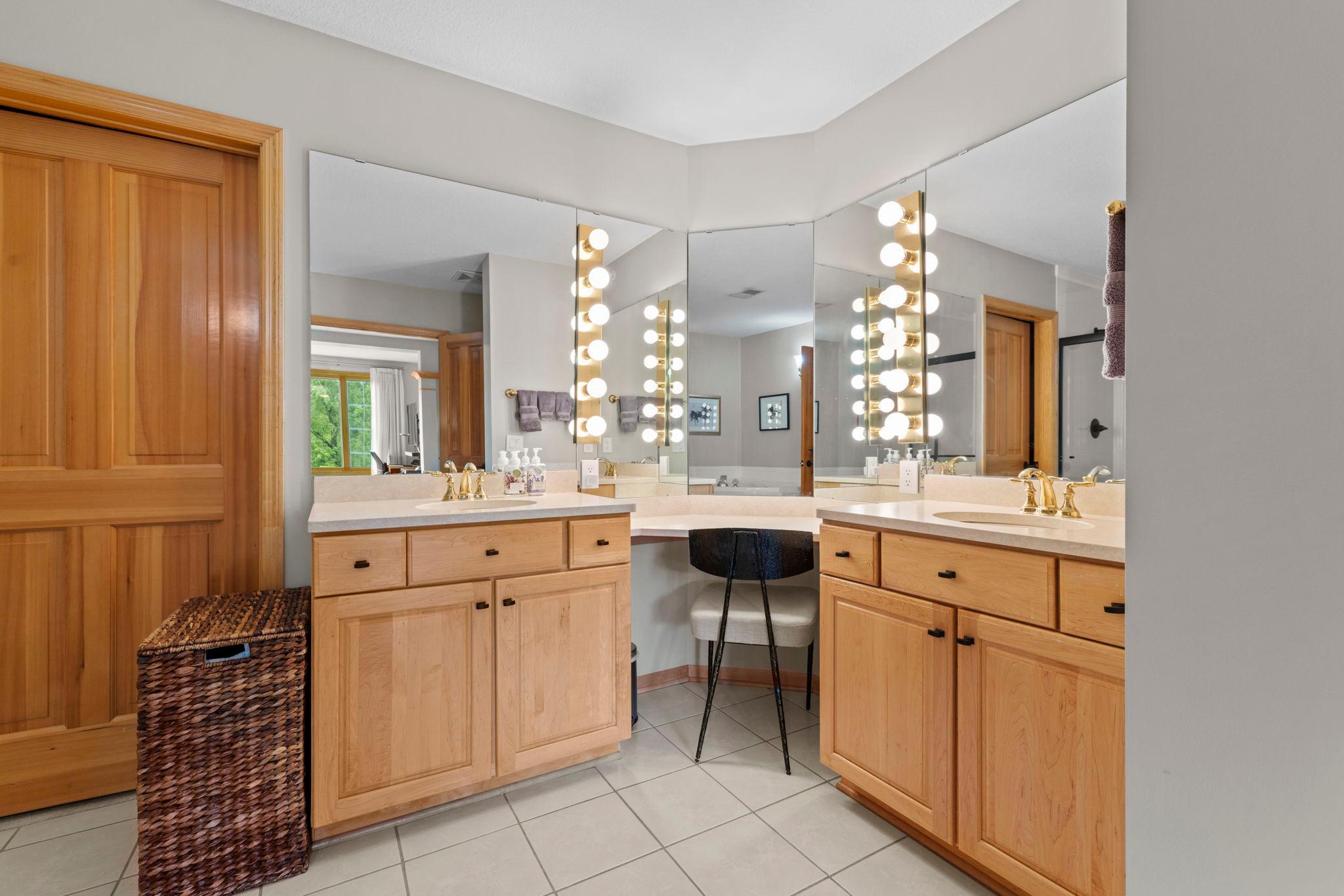 11460 Fairfield Road West, Unit 103 Minnetonka, MN 55305 - Photo 40 of 72