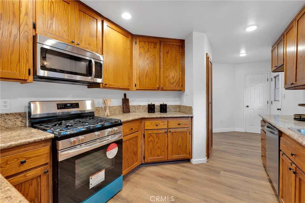 1897 Desert Front Road Wrightwood, CA 92397 - Photo 8 of 22