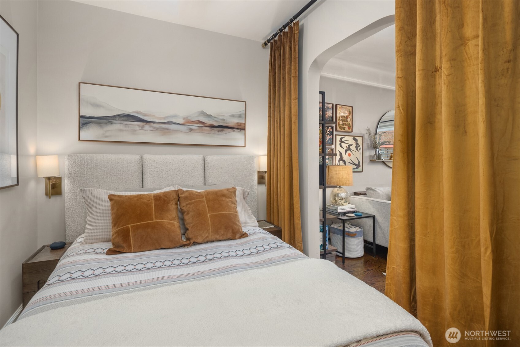 325 Harvard Avenue East, Unit 302 Seattle, WA 98102 - Photo 15 of 28