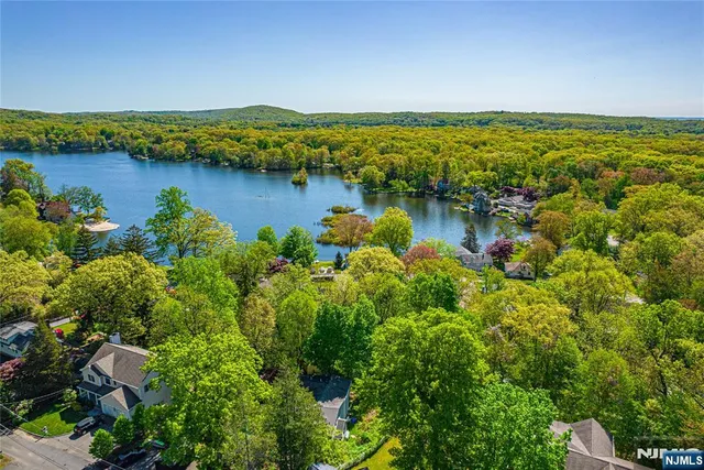 $4,200 | 14 Overlook Drive, Denville, NJ 07834