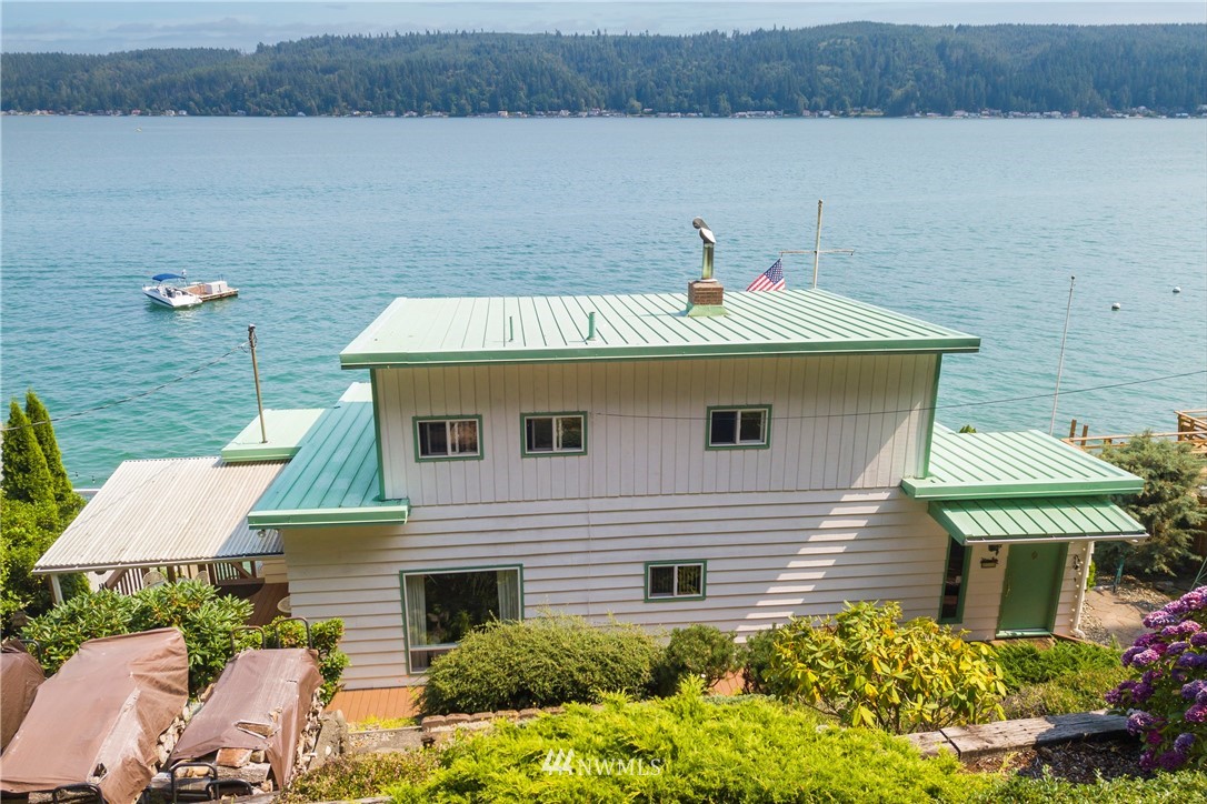 11181 Northeast North Shore Road Belfair, WA 98528 - Photo 3 of 39 Gallery Image 3