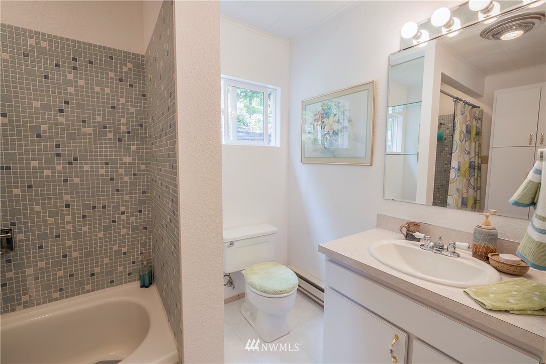 11181 Northeast North Shore Road Belfair, WA 98528 - Photo 22 of 39 Gallery Image 22