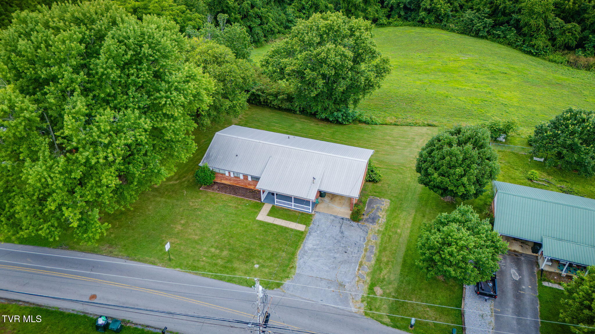 619 East Barton Ridge Road Greeneville, TN 37745 - Photo 32 of 40 101