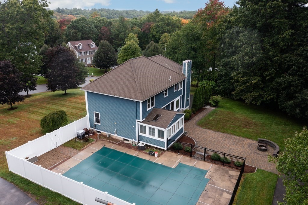 2 Tallyshire Road Groveland, MA 01834 - Photo 6 of 41 Gallery Image 6