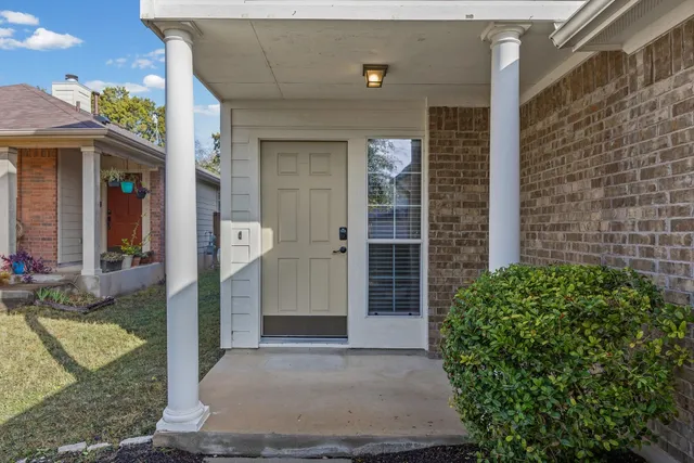 $1,995 | 336 Celery Loop, Austin, TX 78748