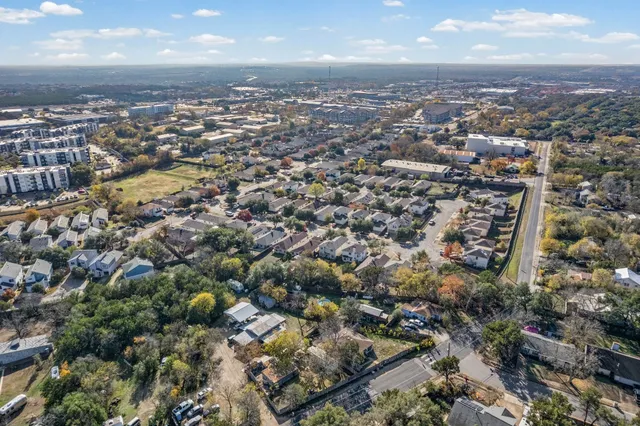 $1,995 | 336 Celery Loop, Austin, TX 78748