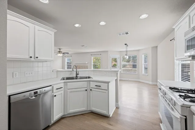 $1,995 | 336 Celery Loop, Austin, TX 78748