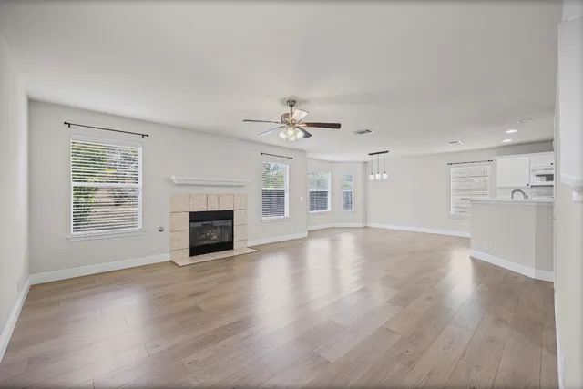 $1,995 | 336 Celery Loop, Austin, TX 78748