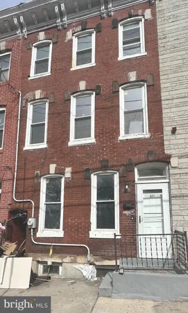 $2,400 | 311 Calhoun Street, Trenton, NJ 08618