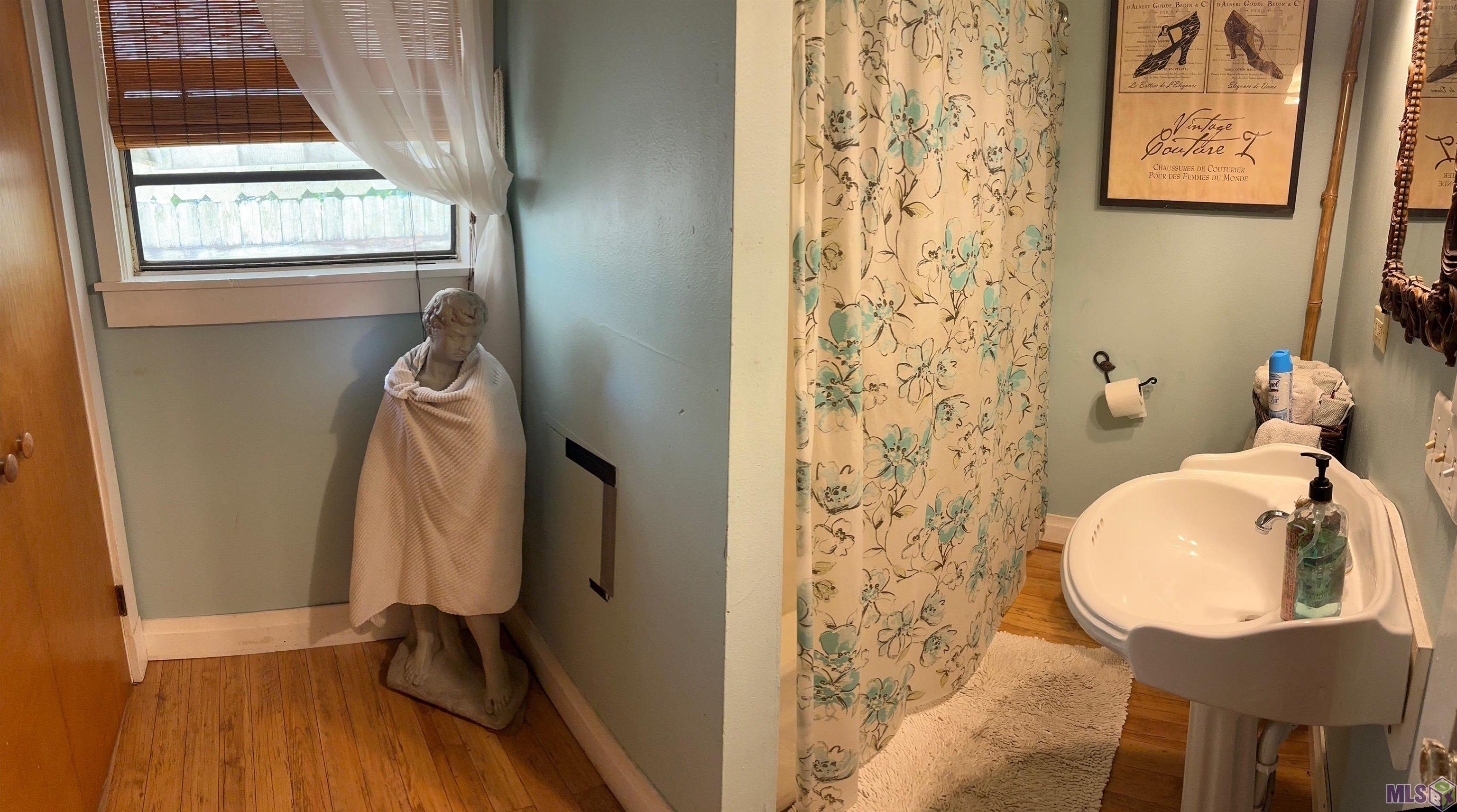 3352 West Main Street Gray, LA 70359 - Photo 5 of 17 Panoramic View of the Bathroom