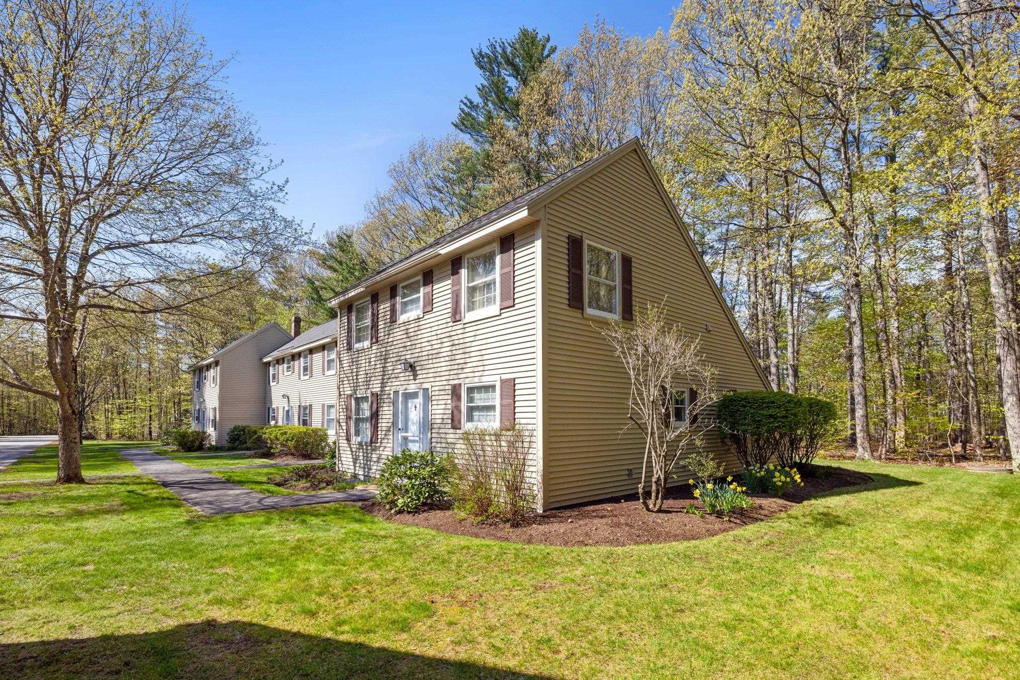2 Wolfeboro Common, Unit 2 Wolfeboro, NH 03894 - Photo 3 of 30
