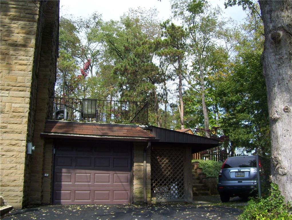 2515 Henderson Road White Oak, PA 15131 - Photo 3 of 23 Gallery Image 3