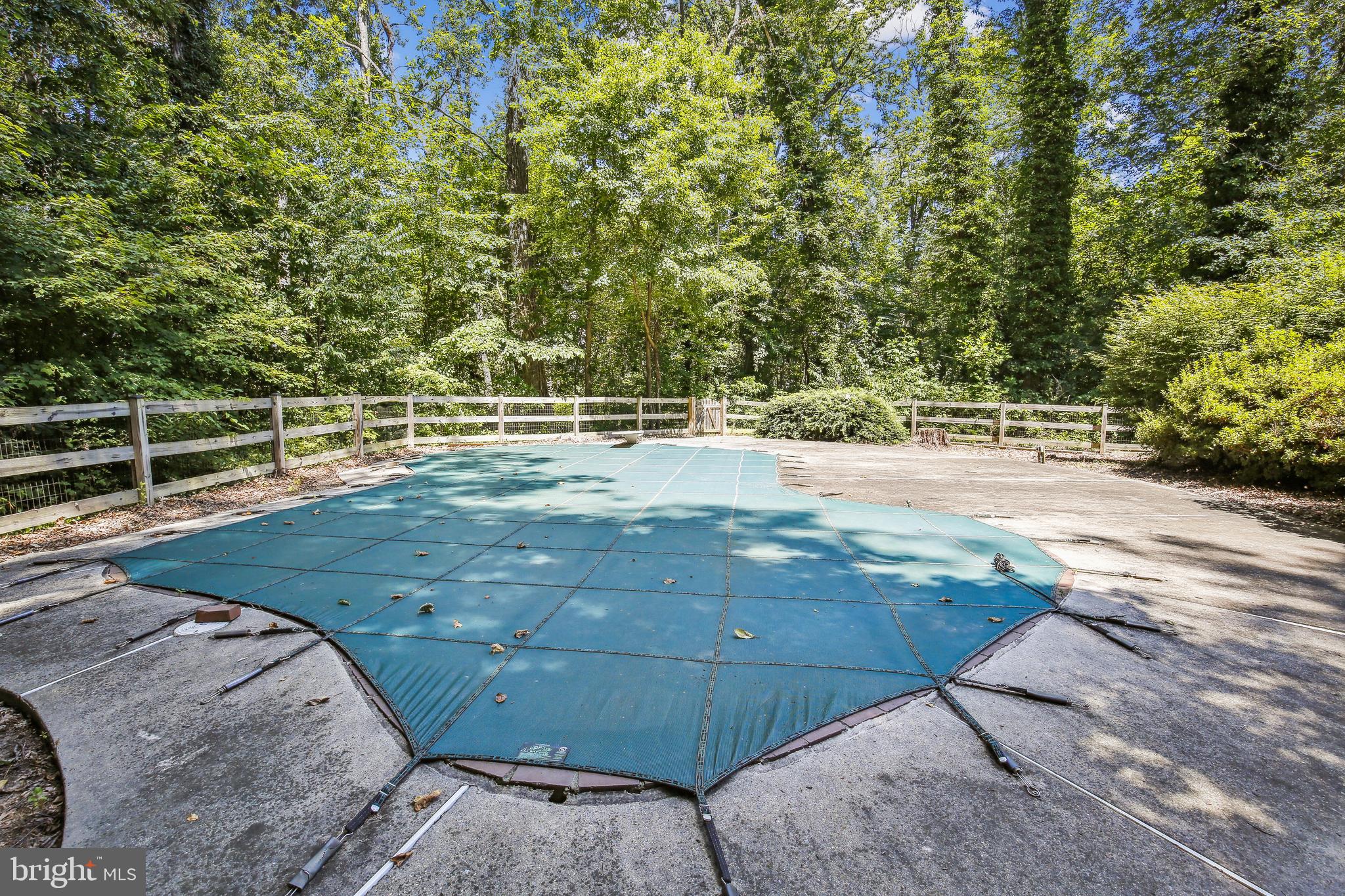 24304 Hipsley Mill Road Gaithersburg, MD 20882 - Photo 12 of 92 Gallery Image 12